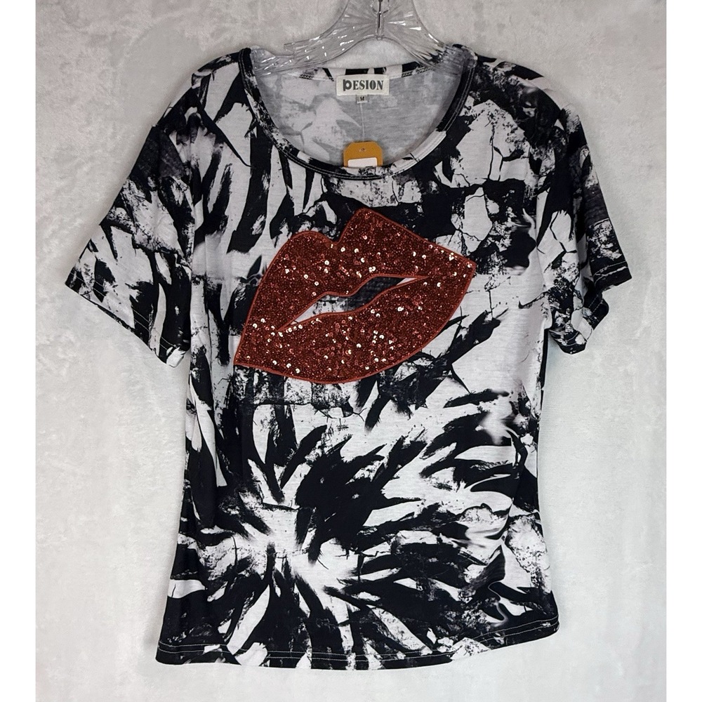Pesion Black and White Abstract T-Shirt with Red Sequined Lips M Graphic Y2K - Picture 2 of 10